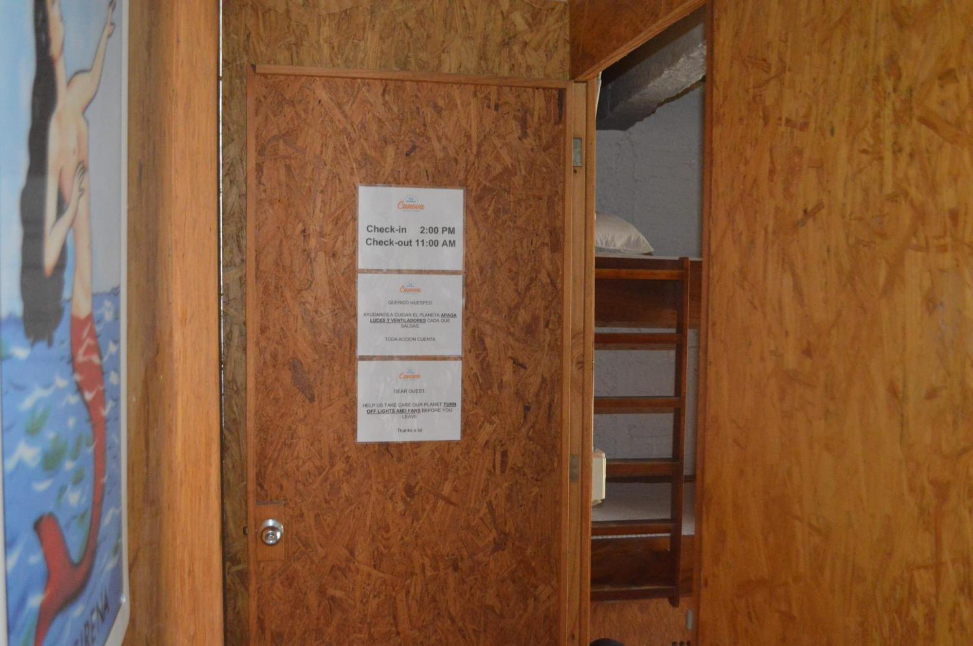 Canova Hostel & Pizza بويرتو فالارتا المظهر الخارجي الصورة